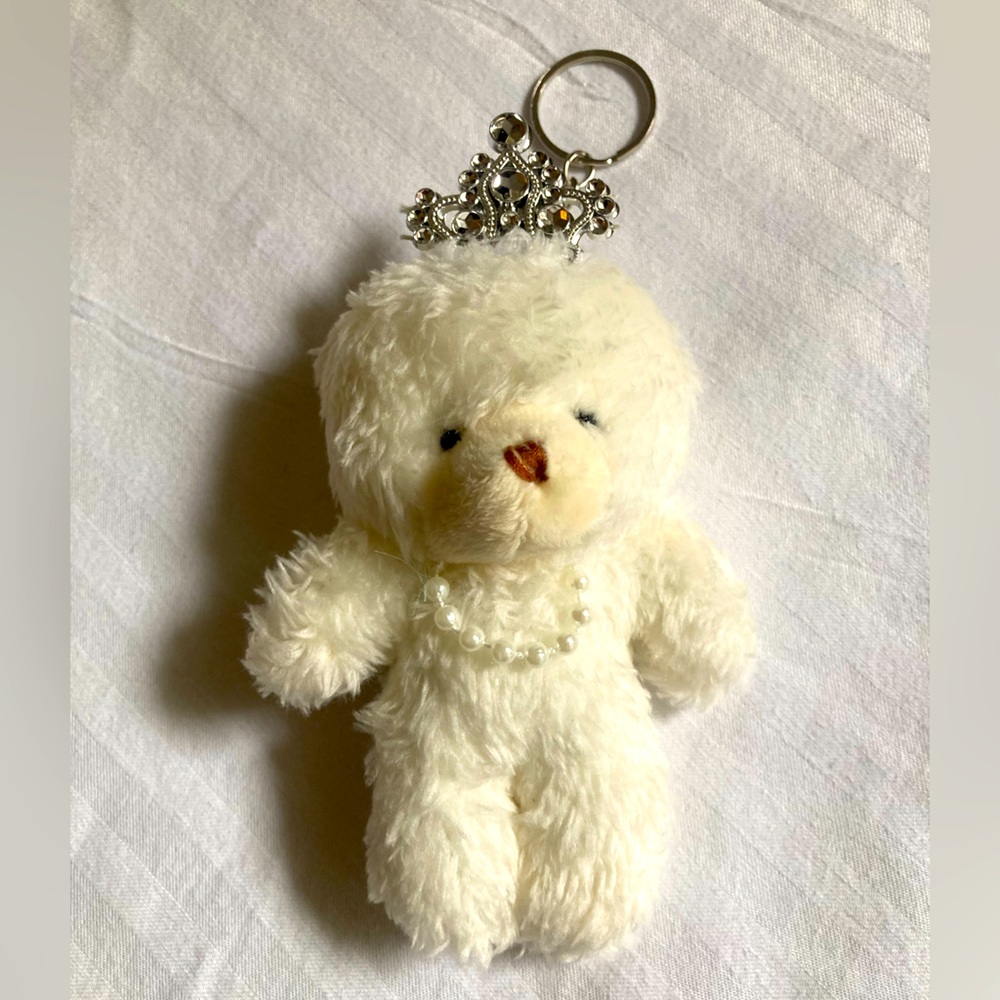 White Teddy Bear Keychain with Crown